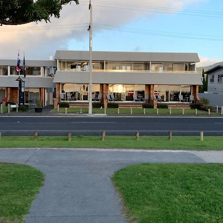 The Oceanside Motel Уитианга Екстериор снимка