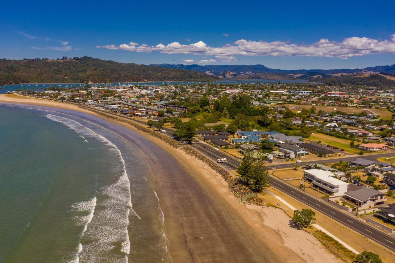 The Oceanside Motel Уитианга Екстериор снимка